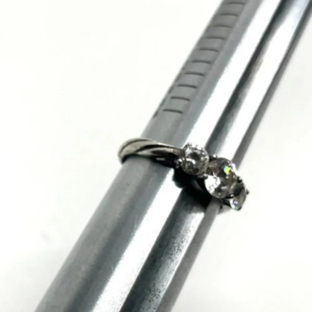 STERLING SILVER RING 925 Three Stone CZ Anniversary Promise Size 6.5